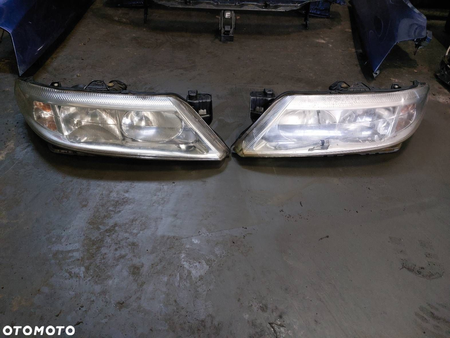 KOMPLETNY PRZÓD MASKA ZDERZAK LAMPA BŁOTNIK RENAULT LAGUNA II TED44 - 32