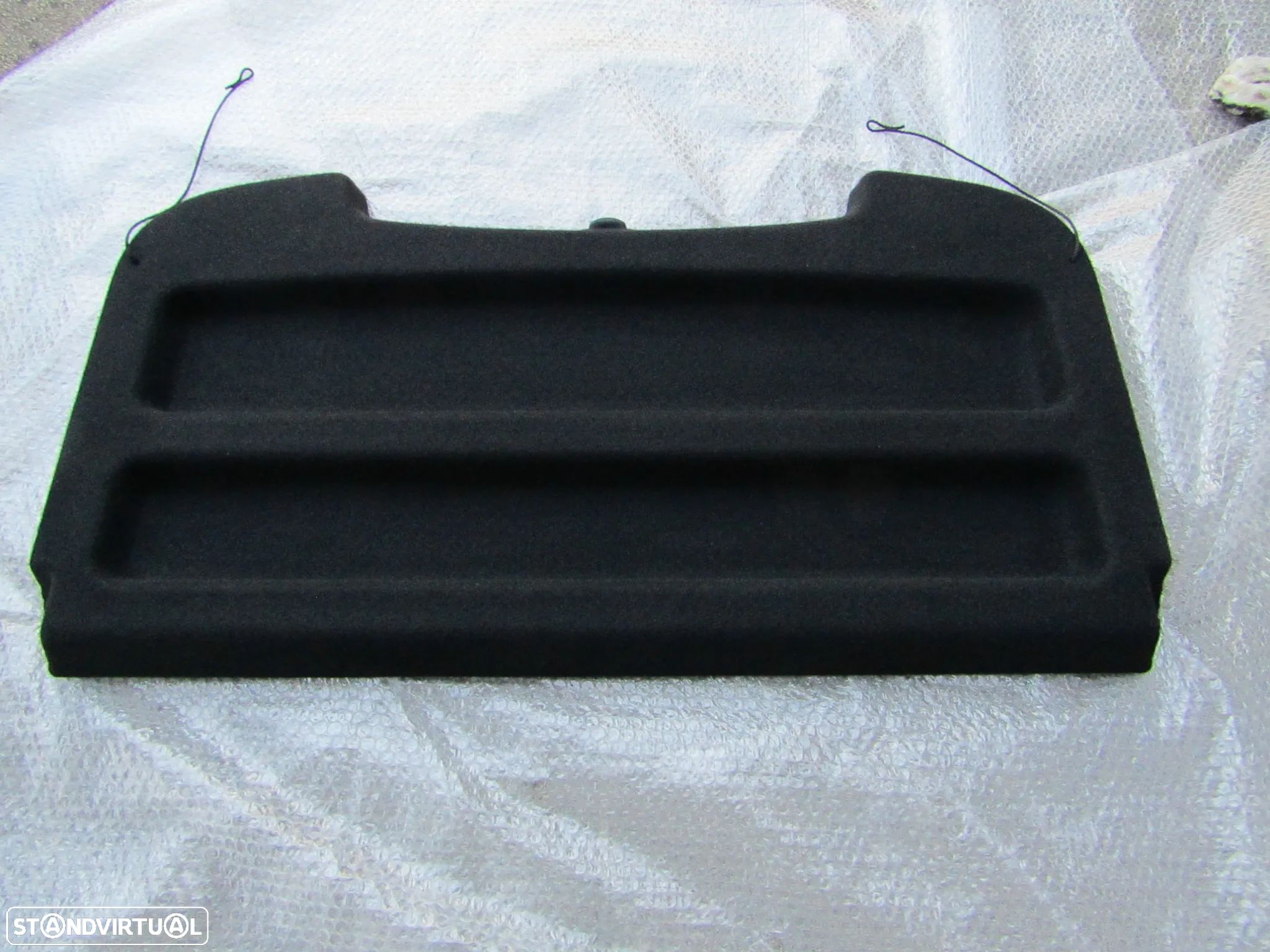 Chapeleira Dacia Sandero II ano 2012a 2020 (original) - 1