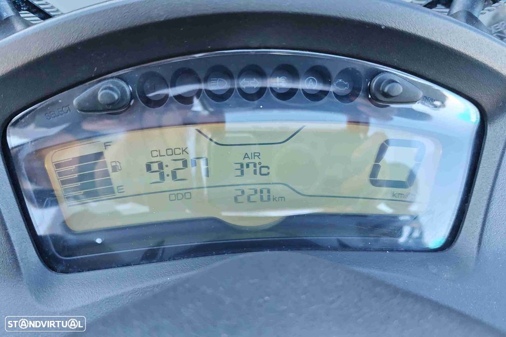 Yamaha Tricity 125 - 6