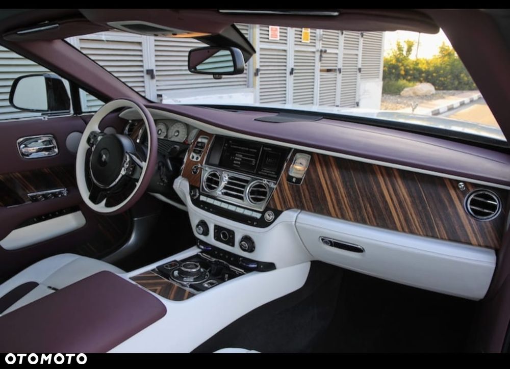 Rolls-Royce Dawn - 13