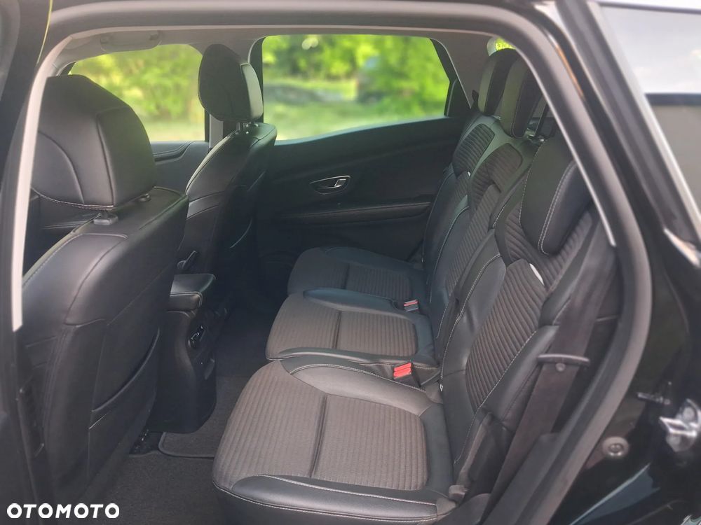 Renault Scenic BLUE dCi 120 BUSINESS EDITION - 17
