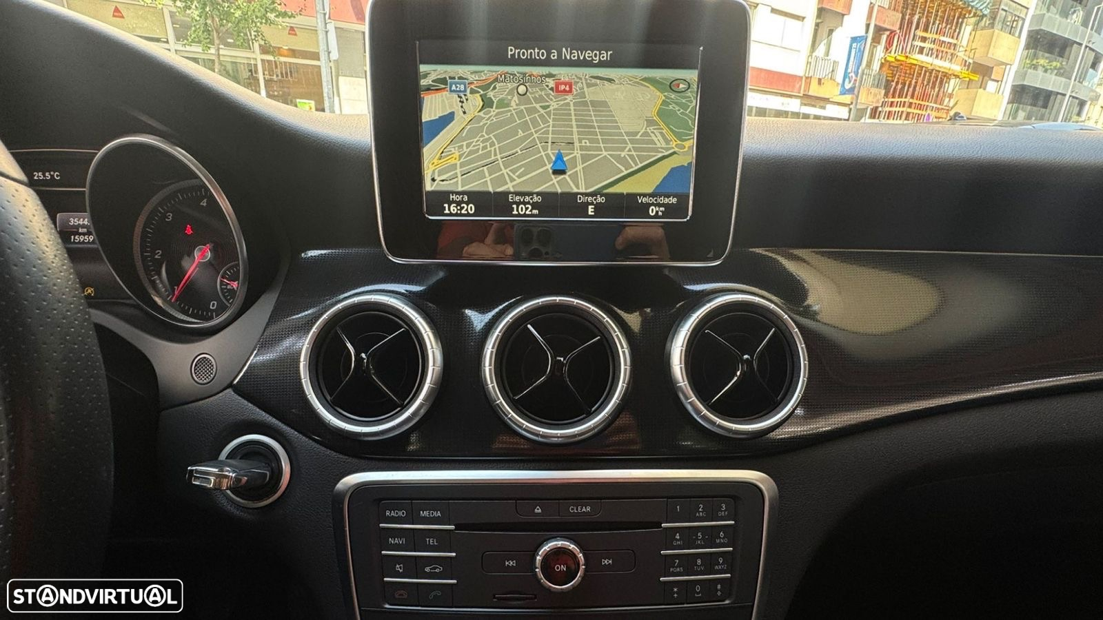 Mercedes-Benz CLA 180 d Shooting Brake Urban - 16