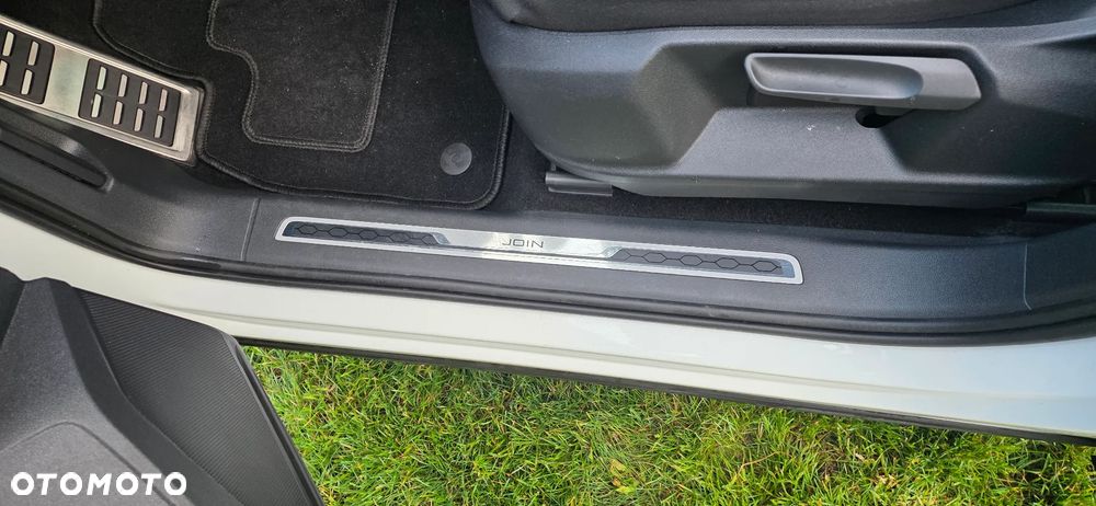 Volkswagen Tiguan - 16