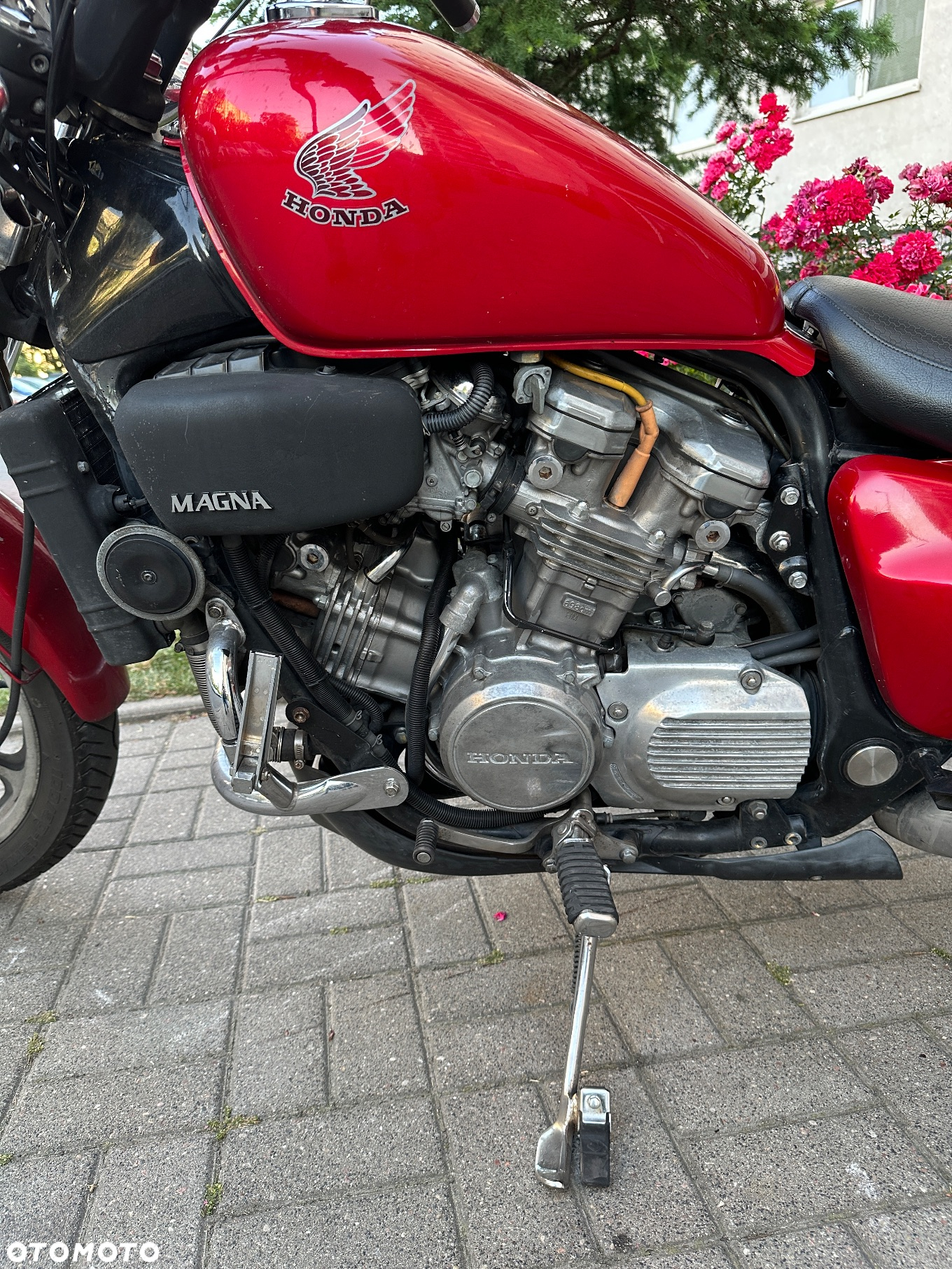 Honda VF - 16