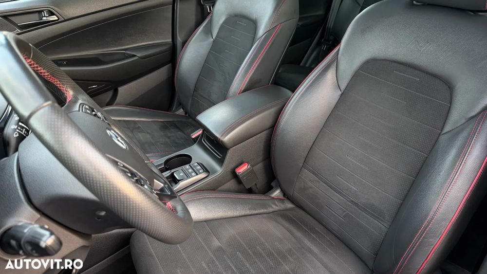 Hyundai Tucson blue 2.0 CRDi 4WD Aut. N Line - 30