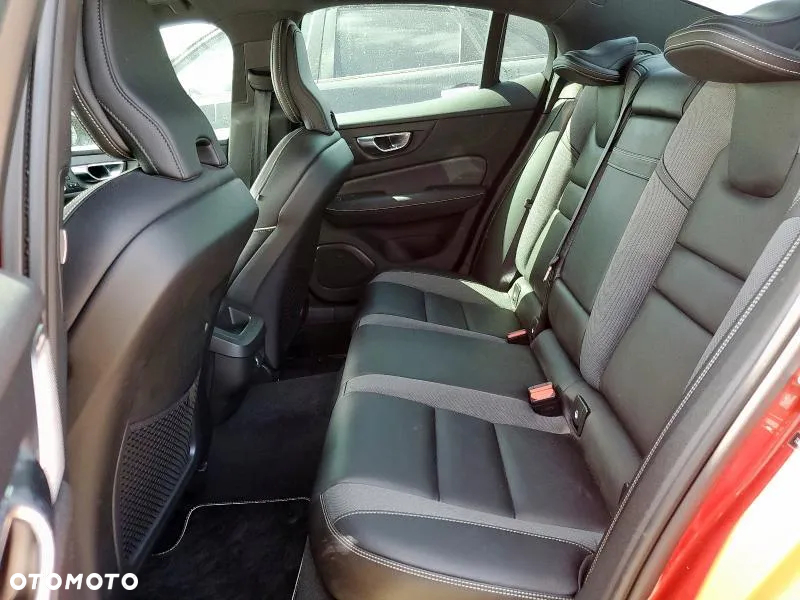 Volvo S60 - 10