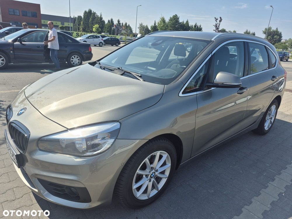 BMW Seria 2 218i - 7