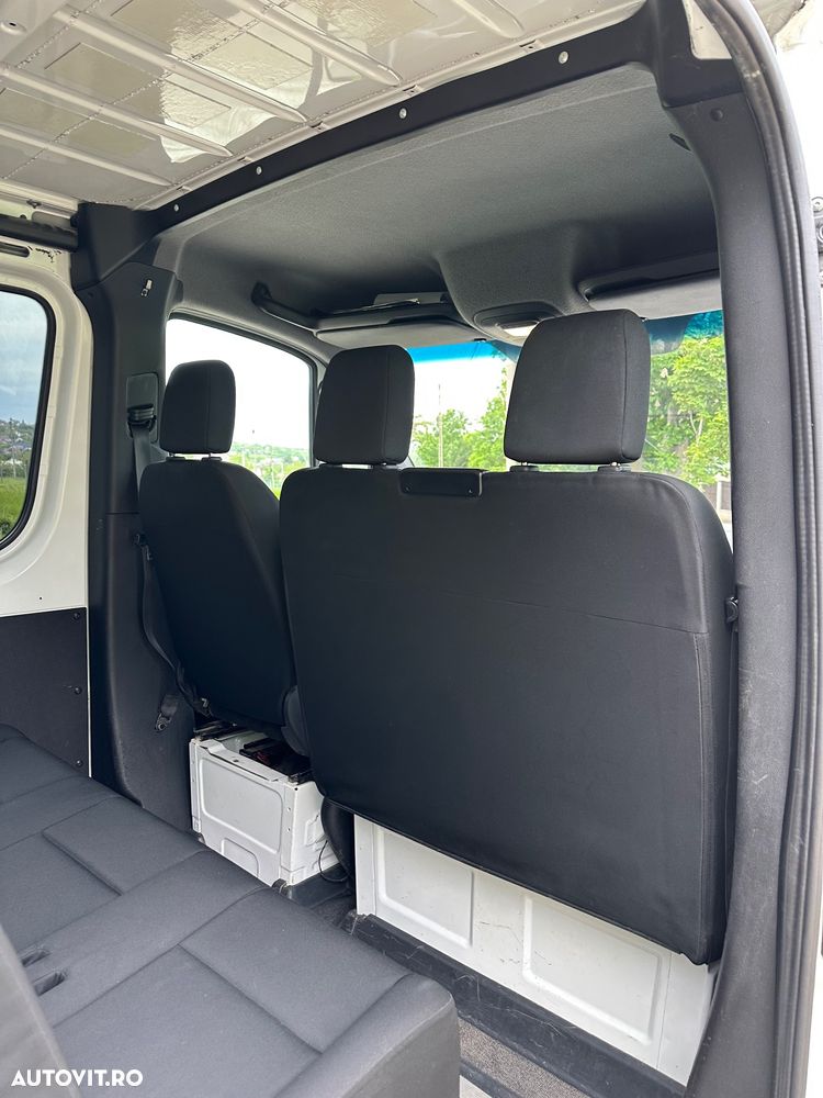 Mercedes-Benz Sprinter - 13