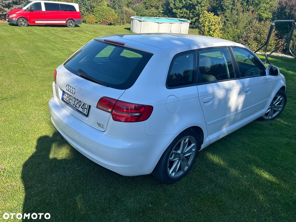 Audi A3 Sportback 1.8 TFSI quattro Ambiente - 6