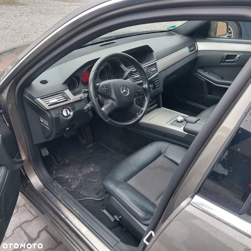 Mercedes-Benz Klasa E 350 CDI DPF BlueEFFICIENCY 7G-TRONIC - 8