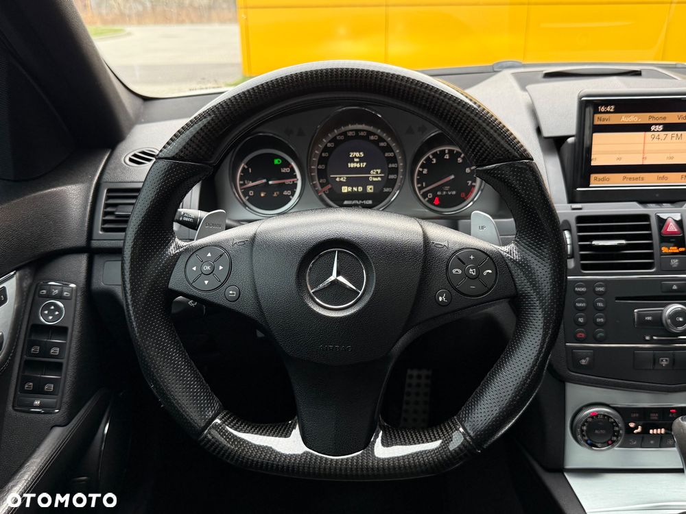 Mercedes-Benz Klasa C 63 AMG 7G-TRONIC - 23