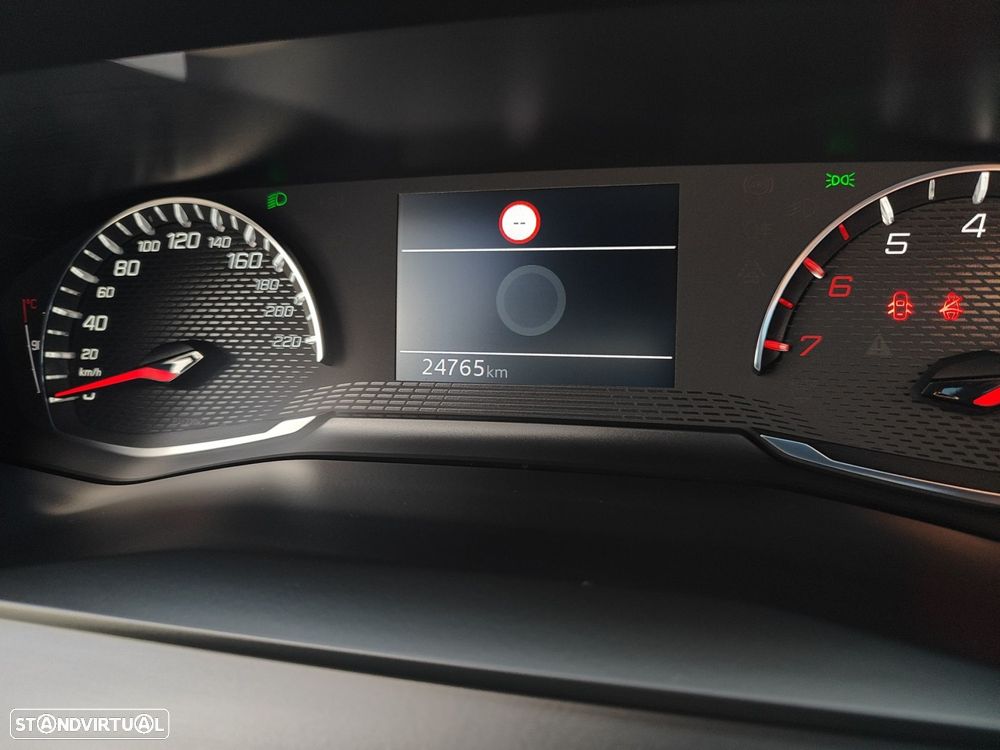 Peugeot 2008 1.2 PureTech Active Pack - 22