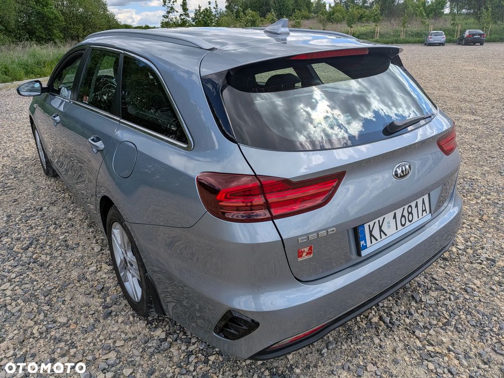 Kia Ceed 1.6 CRDi SCR L Business Line - 21