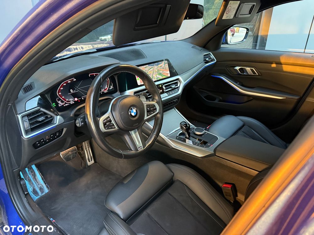 BMW Seria 3 320d M Sport sport - 32