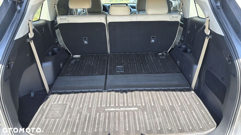 Toyota Highlander - 14