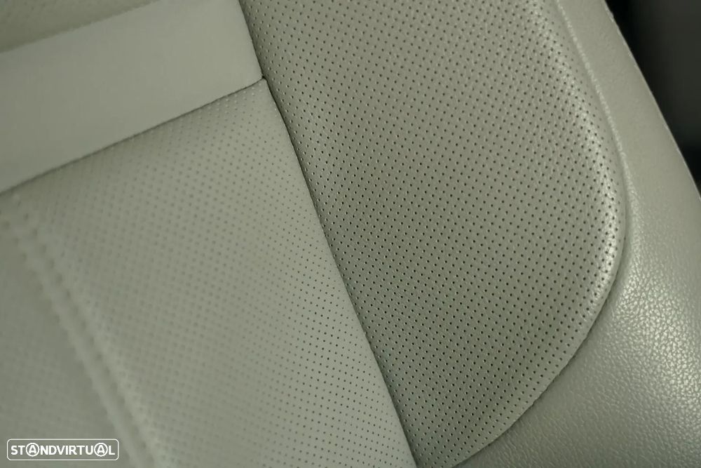 Land Rover Range Rover Evoque 1.5 P160 Auto - 33