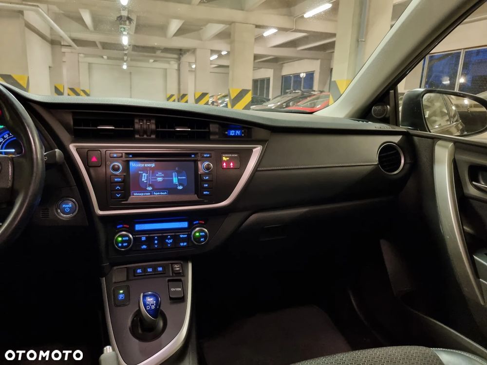 Toyota Auris - 23