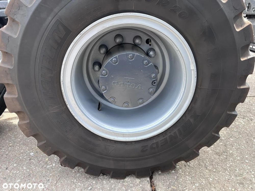 Volvo FH 540 km 8x4 - 24