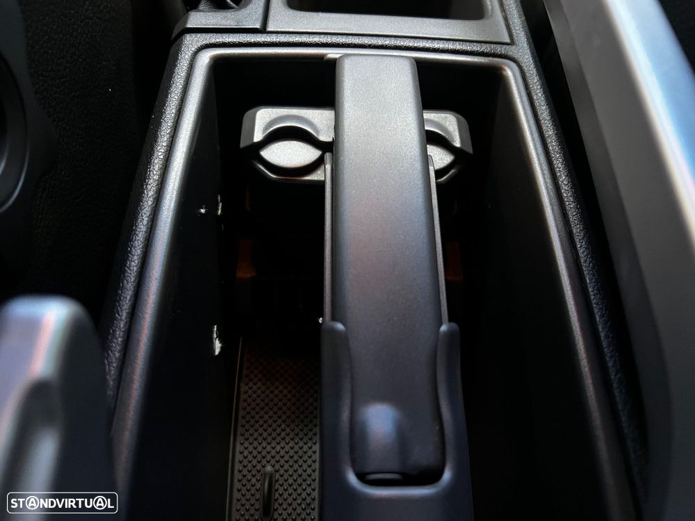 Volvo V70 Crosscountry - 32