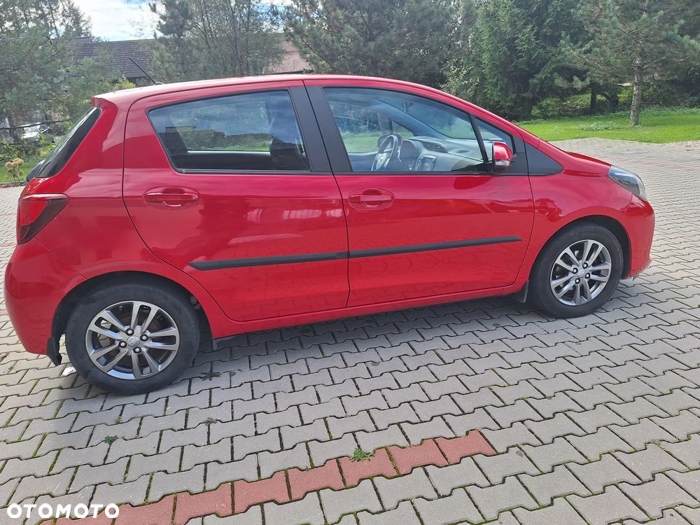 Toyota Yaris 1.33 Active EU6 - 17