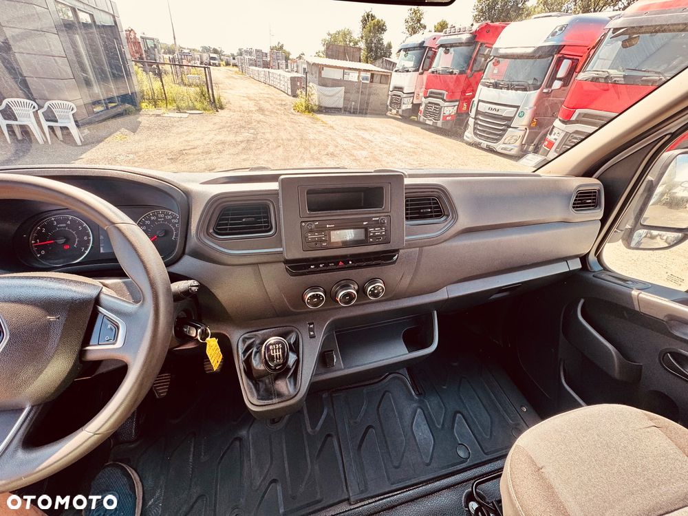 Renault Master - 9