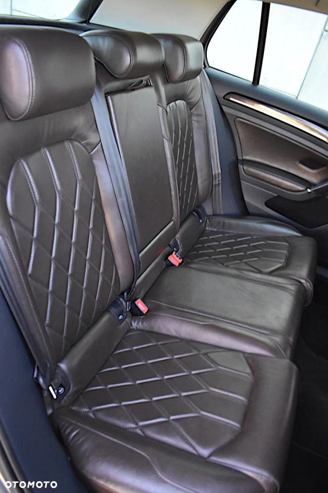 Volkswagen Golf - 35
