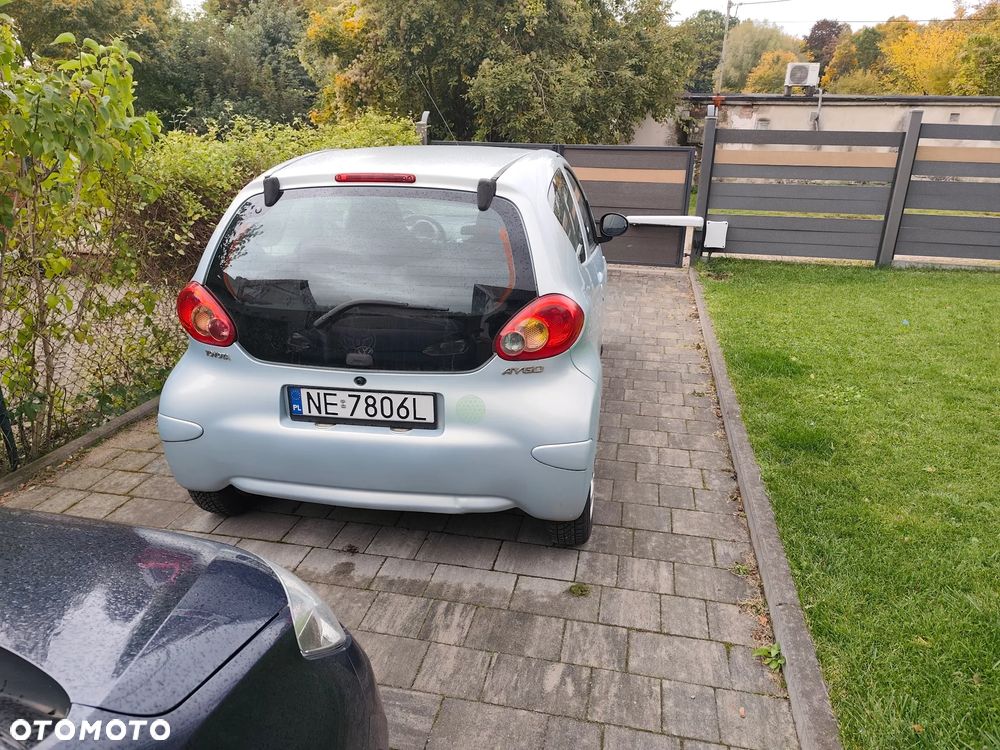 Toyota Aygo ver-1-0-vvt--i-luna-a-c-mm - 5