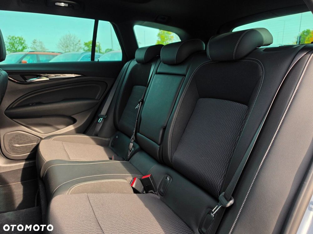 Opel Insignia CT 2.0 CDTI 4x4 Exclusive S&S - 37