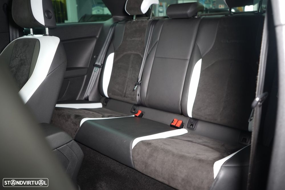 SEAT Leon 2.0 TSI Cupra DSG S/S - 38