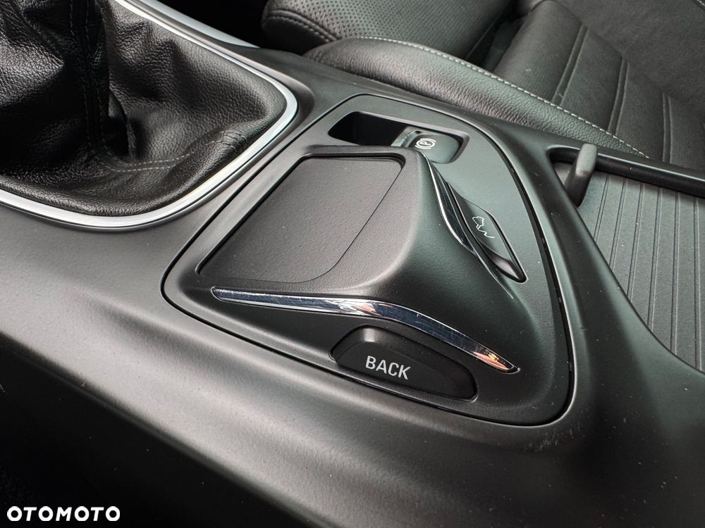 Opel Insignia 2.0 CDTI Executive S&S - 23