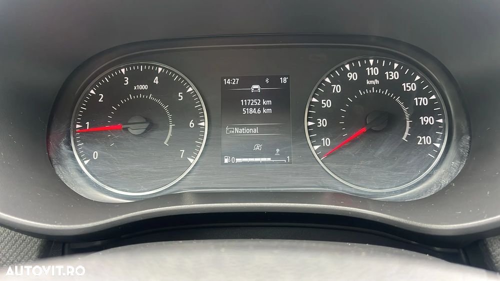 Dacia Logan TCe 90 Essential - 14