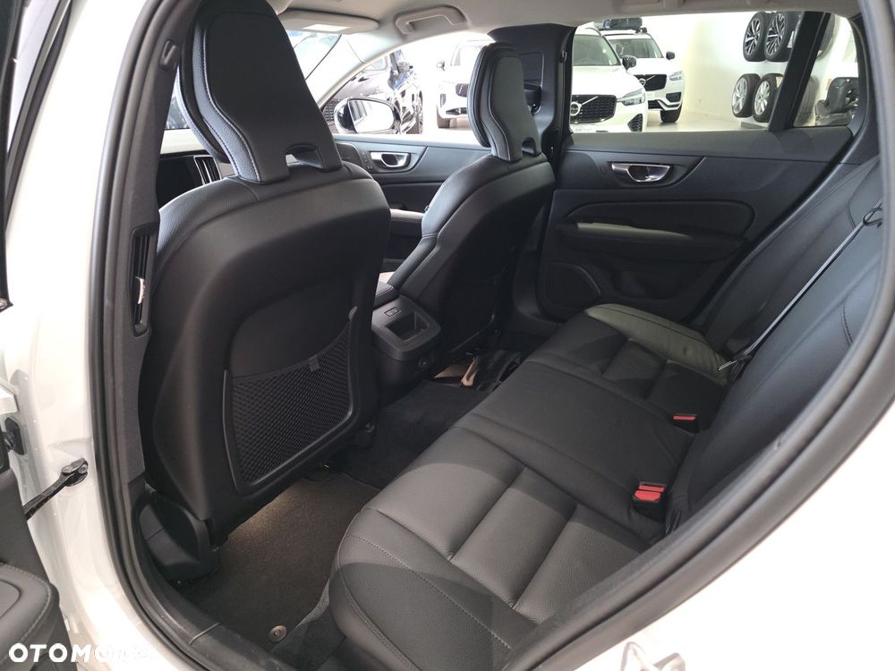 Volvo V60 - 18