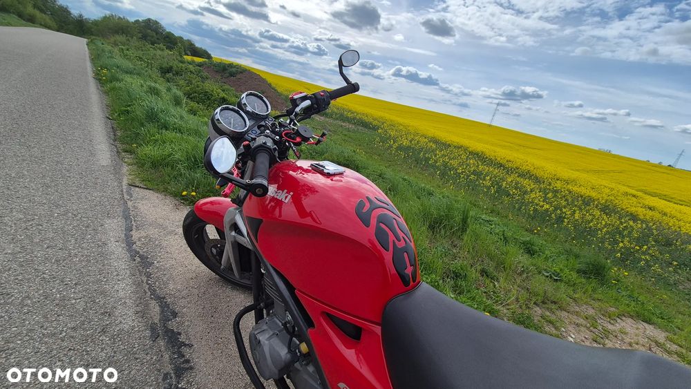Kawasaki ER - 10