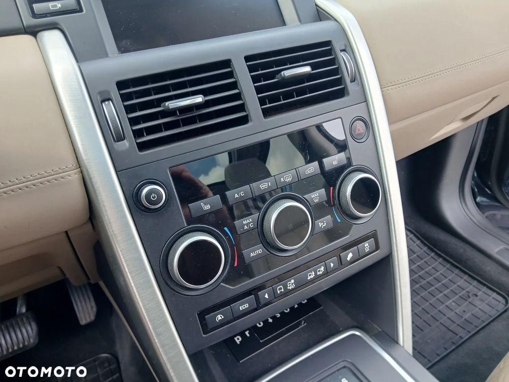 Land Rover Discovery Sport 2.0 TD4 HSE Luxury - 21