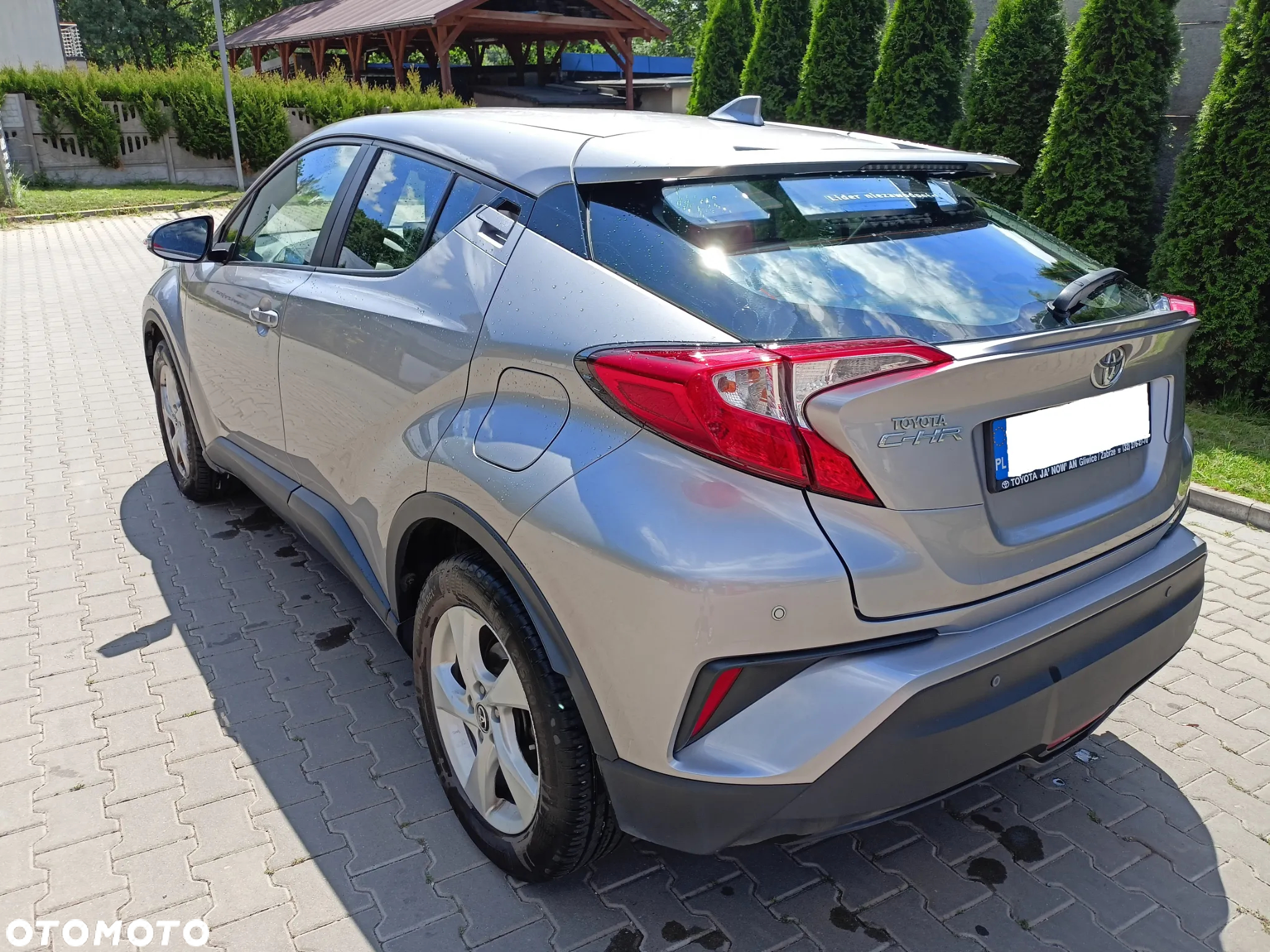 Toyota C-HR 1.2 T Premium - 4