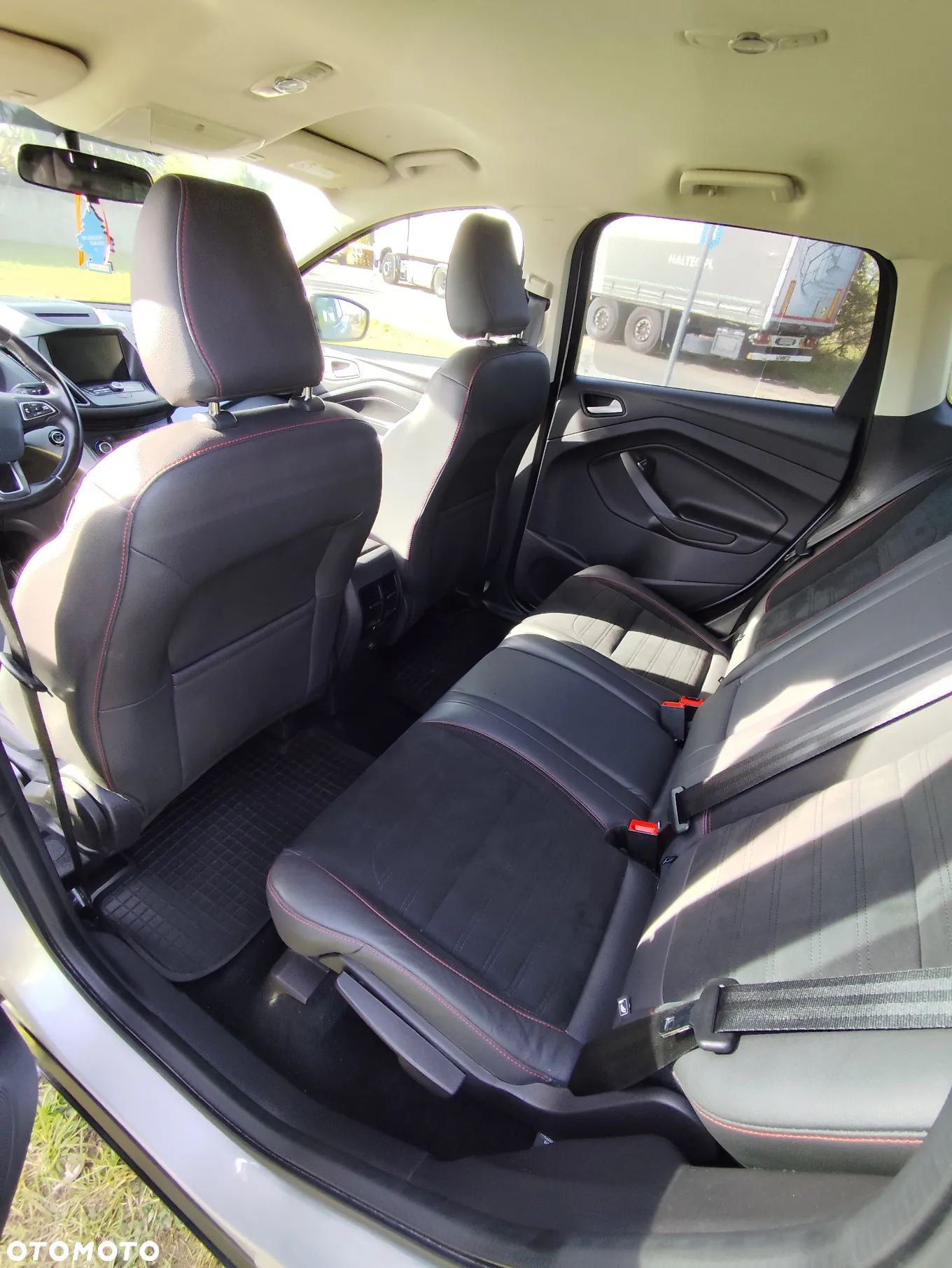 Ford Kuga - 16