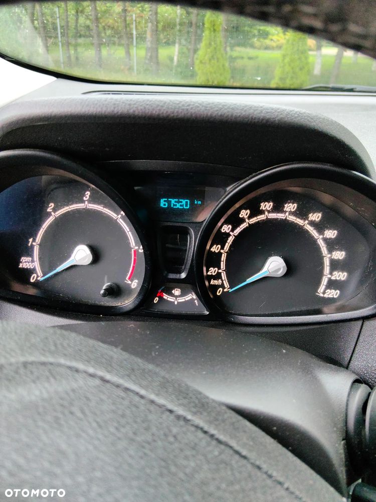 Ford Transit Connect - 14