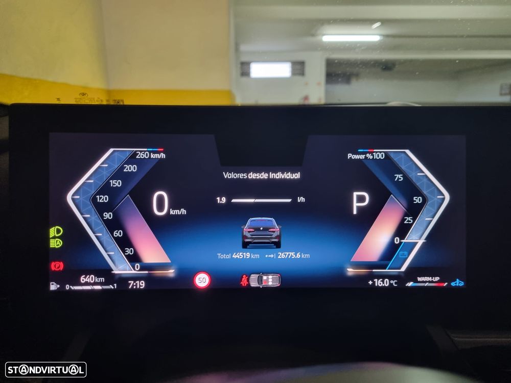 BMW 520 d Pack Desportivo M Pro - 7