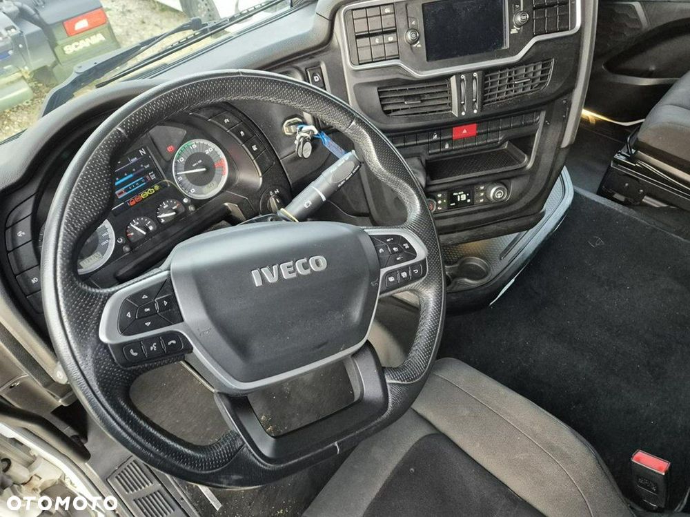 Iveco As 440 - 22