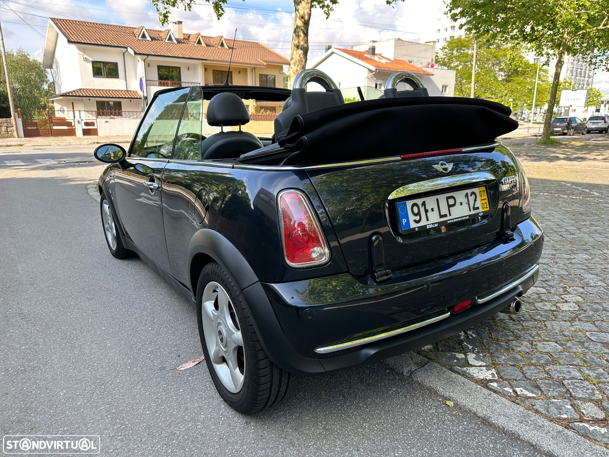 MINI Cabrio Cooper - 21