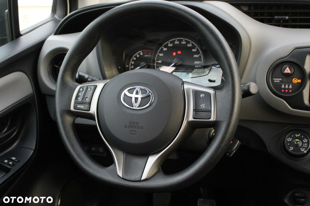 Toyota Yaris 1.0 Active - 24