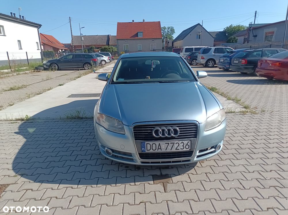 Audi A4 Limousine - 2