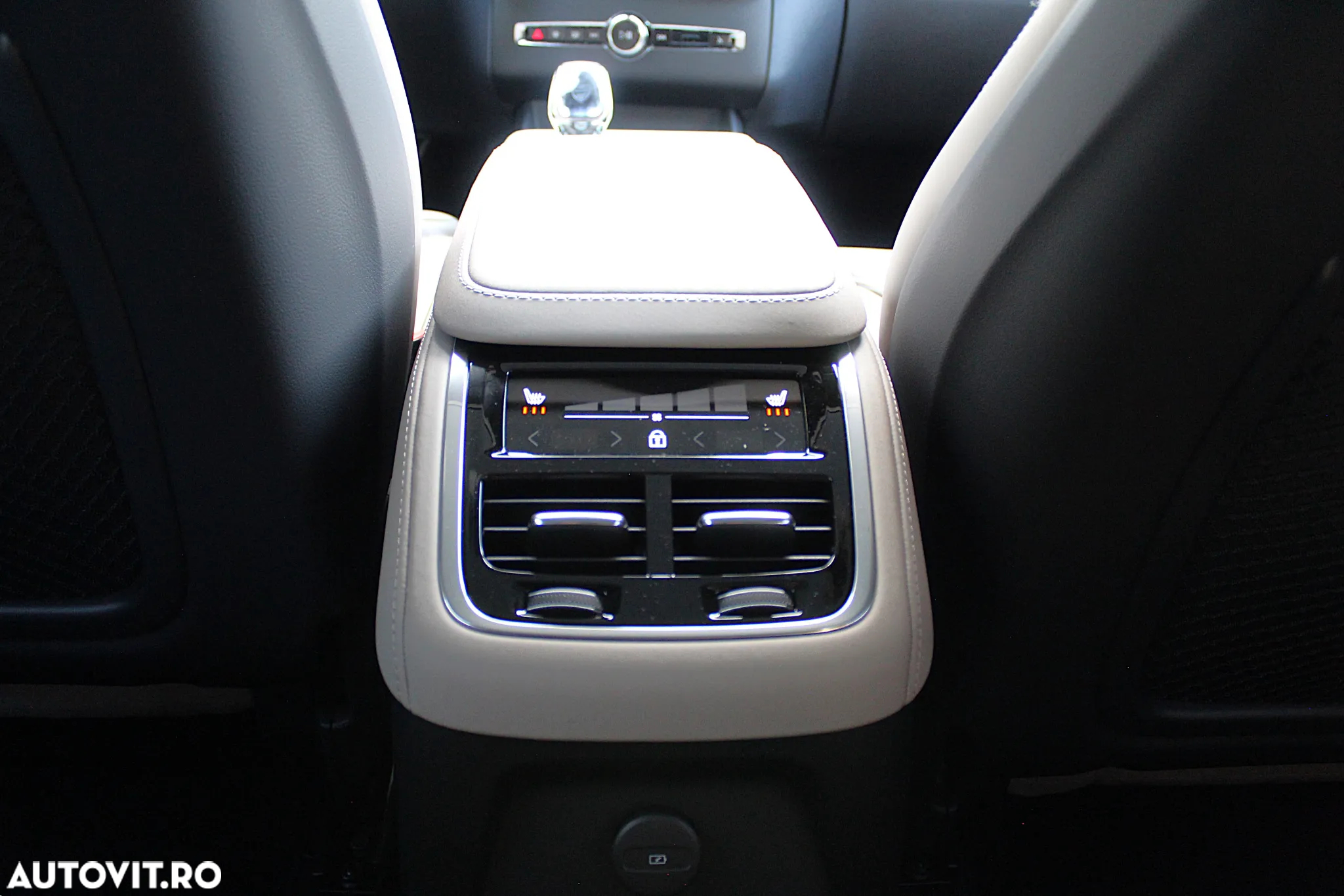 Volvo XC 90 Recharge T8 AWD Ultimate Dark - 9