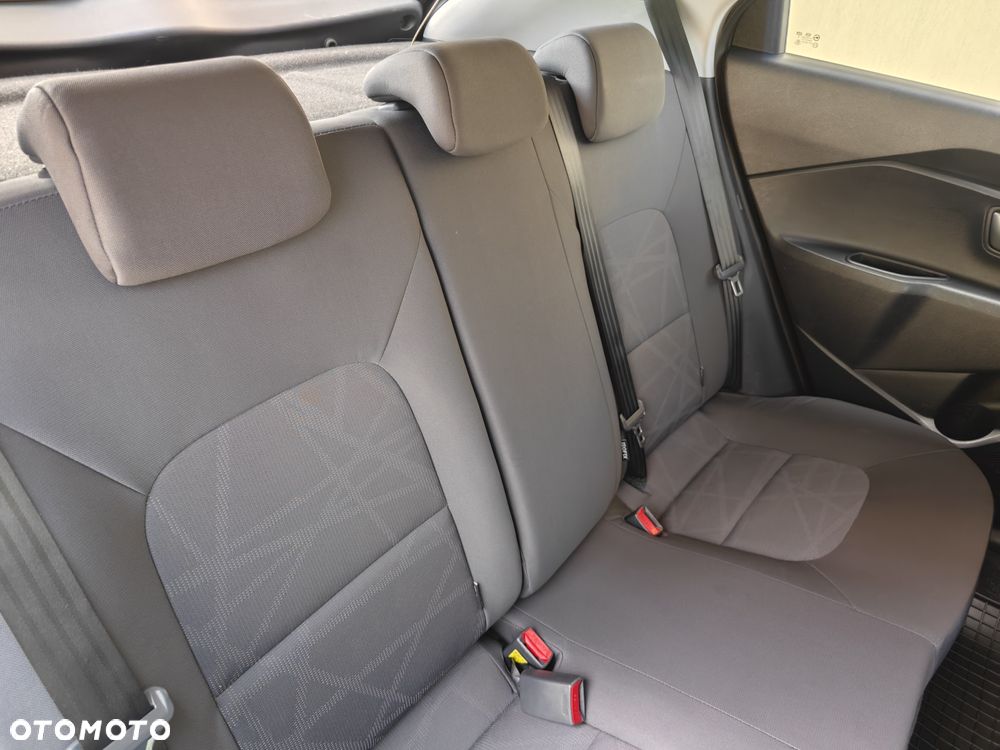 Kia Rio 1.4 Edition 7 - 18
