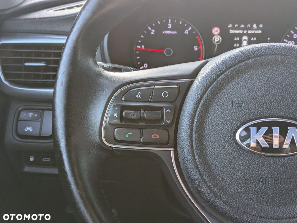 Kia Optima 1.7 CRDI XL DCT - 22