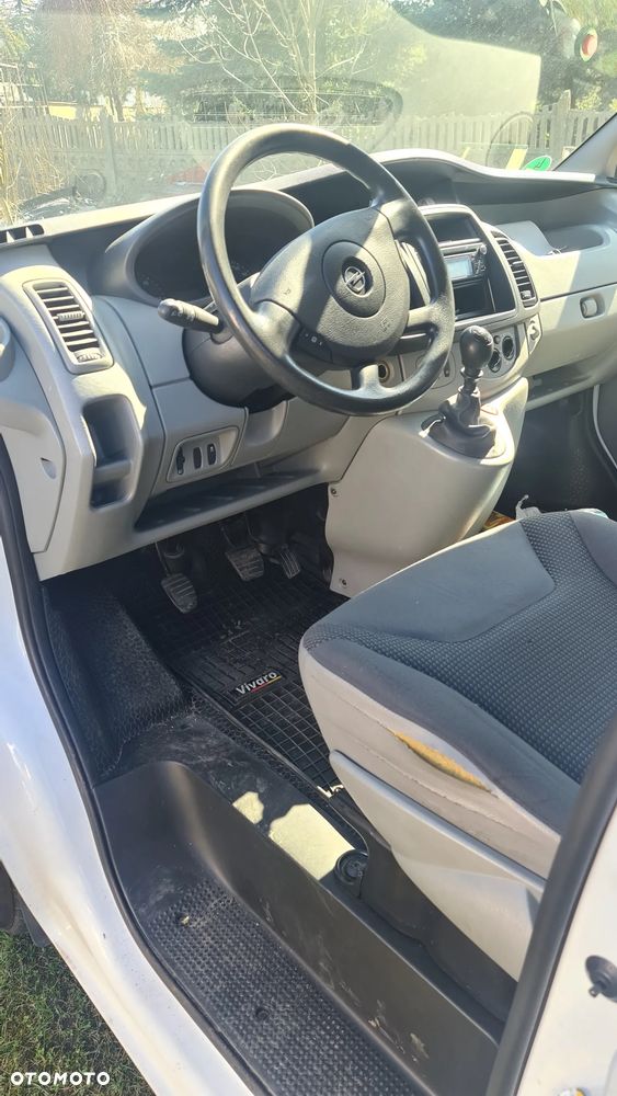 Opel Vivaro - 23