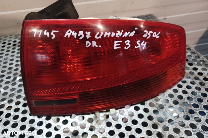 Lampa / Tripla stop dreapta pe aripa LIMUZINA 8E5945096 Audi A4 B7 [2 - 1