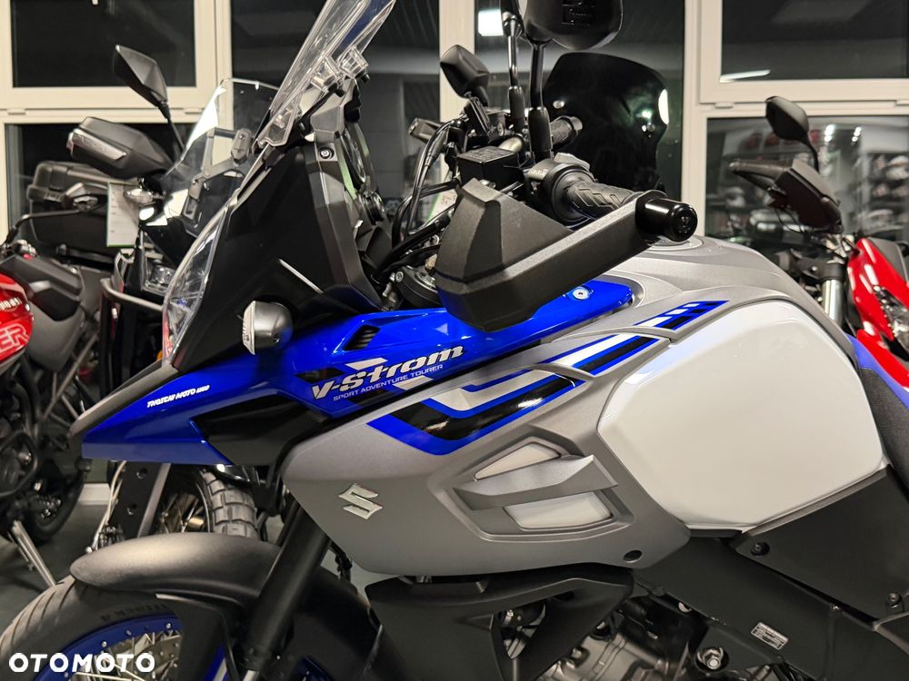 Suzuki V-STROM - 36