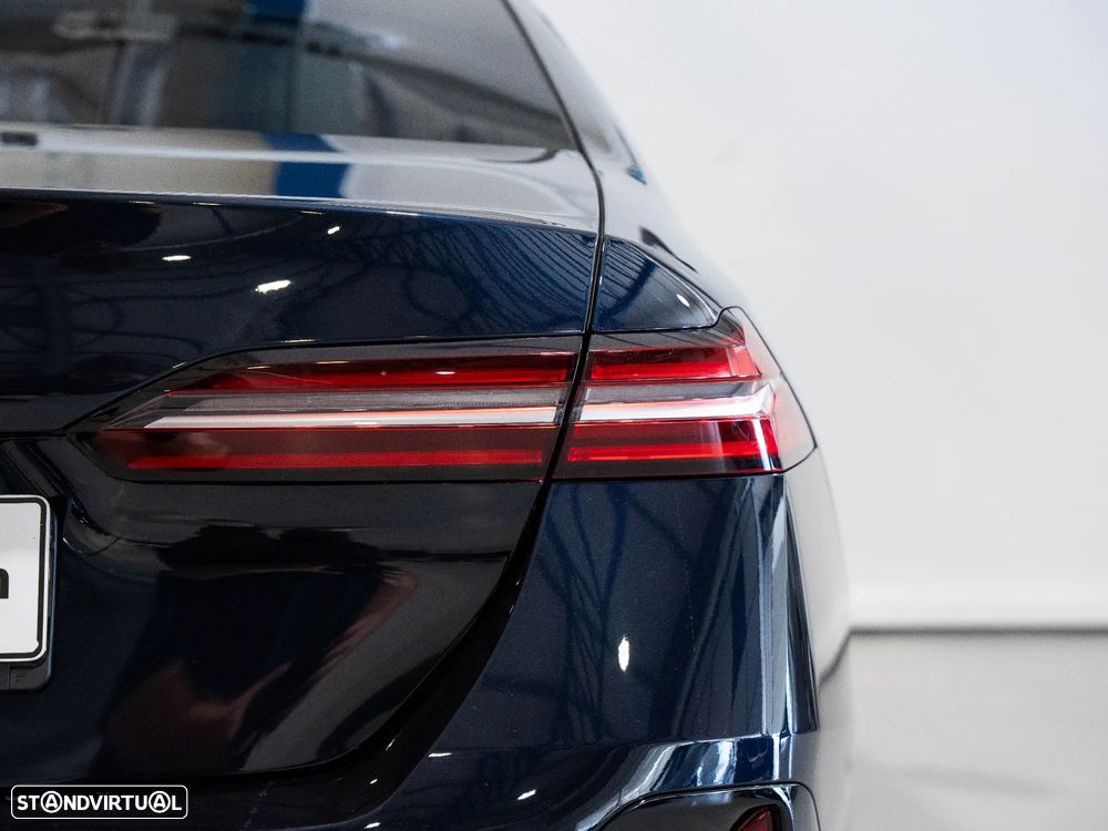 BMW 530 e Pack Desportivo M - 26