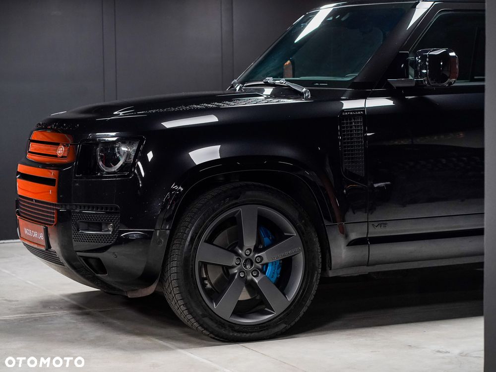 Land Rover Defender 5.0 P525 V8 - 4
